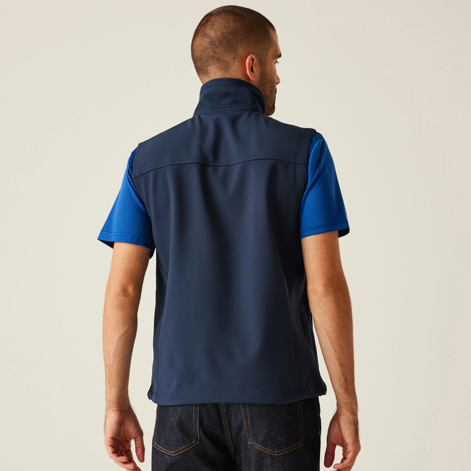 Regatta Flux Men's Softshell Bodywarmer - Image 8